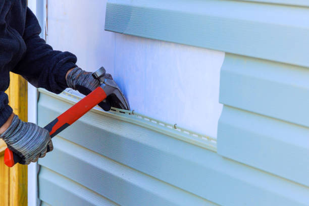 Reliable Siding Repair contractor in Chillicothe, IL by Creative Siding